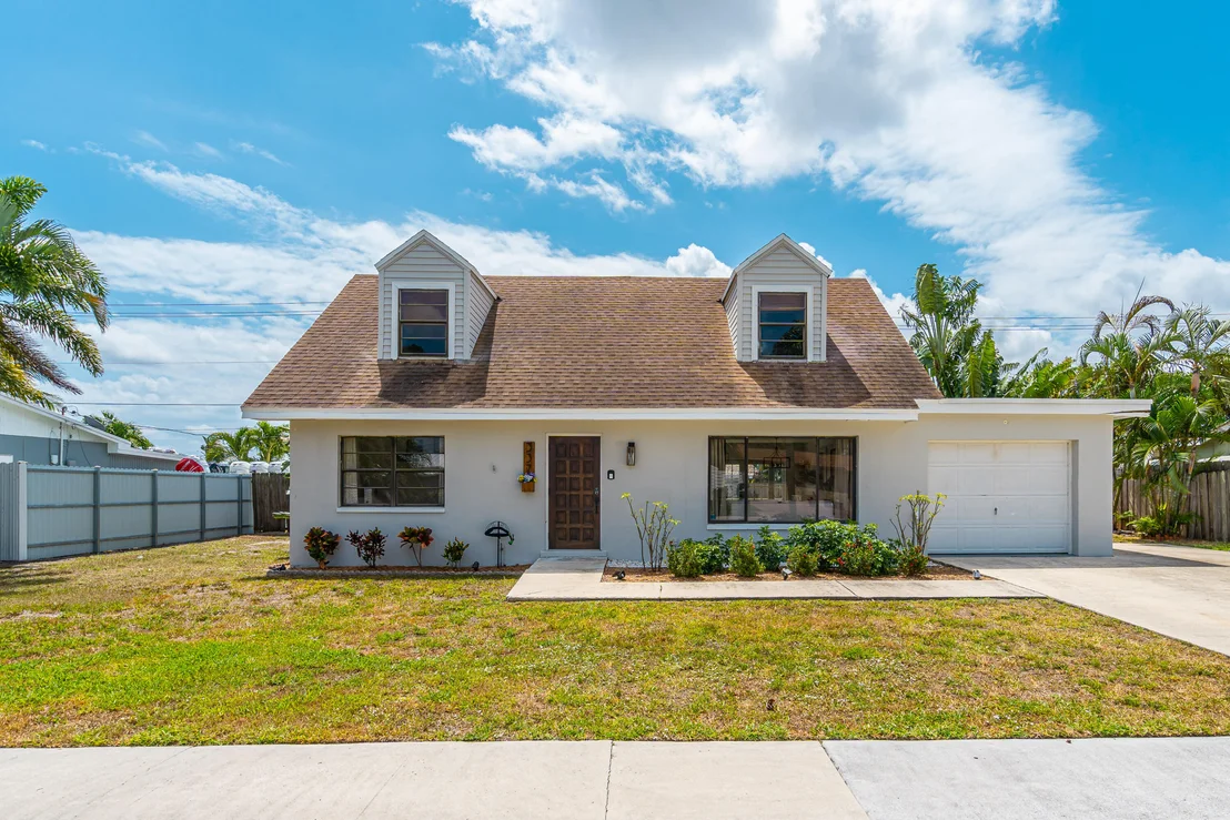 Photo of 337 Cypress Lane