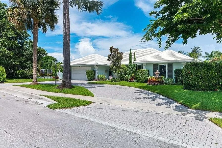 Photo of 1230 Cypress Way