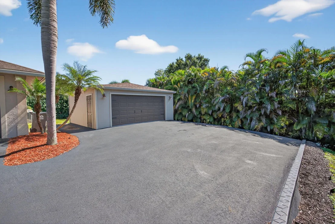 Photo of 17270 Alexander Run