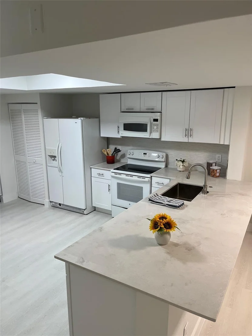 Photo of Unit 4754 at 4754 NW 89th Avenue