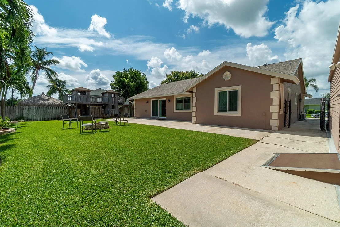 Photo of 104 W Rubber Tree Drive