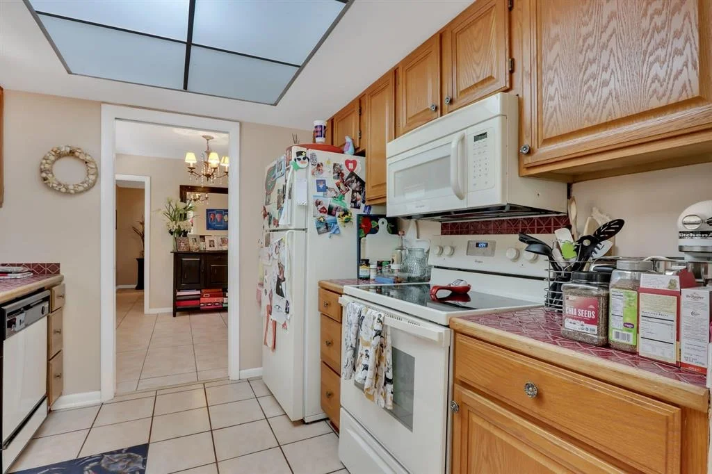 Photo of 574 N Dover Road