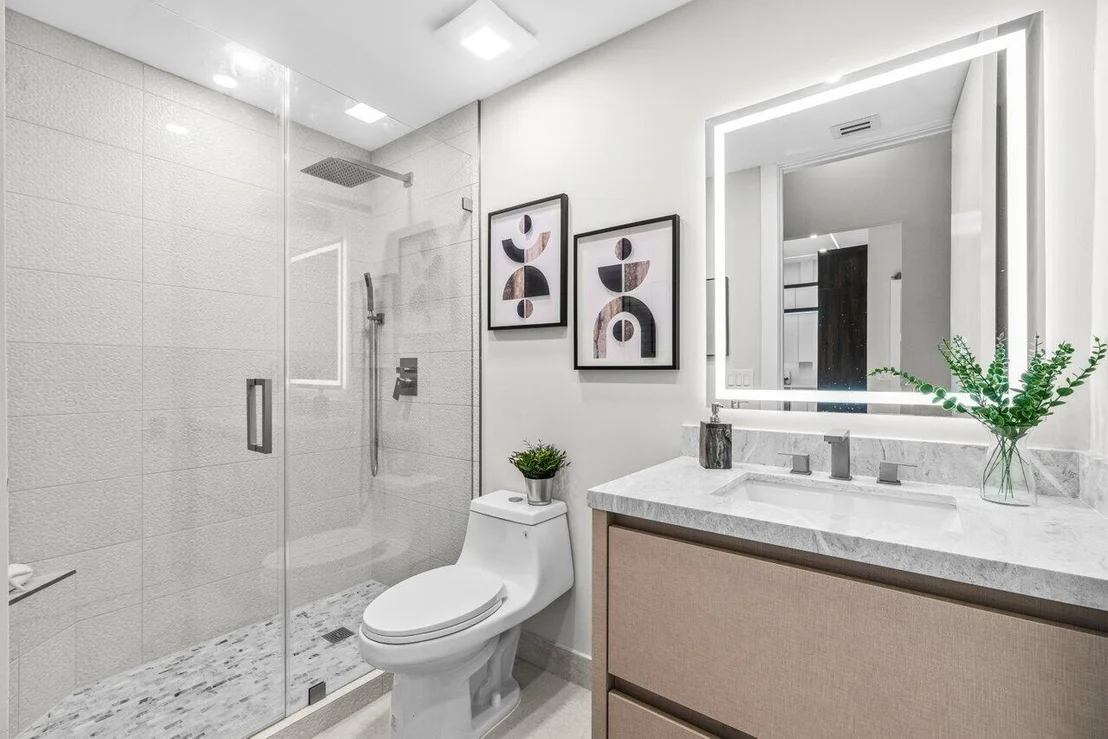 Photo of Unit C at 6357 Graycliff Drive