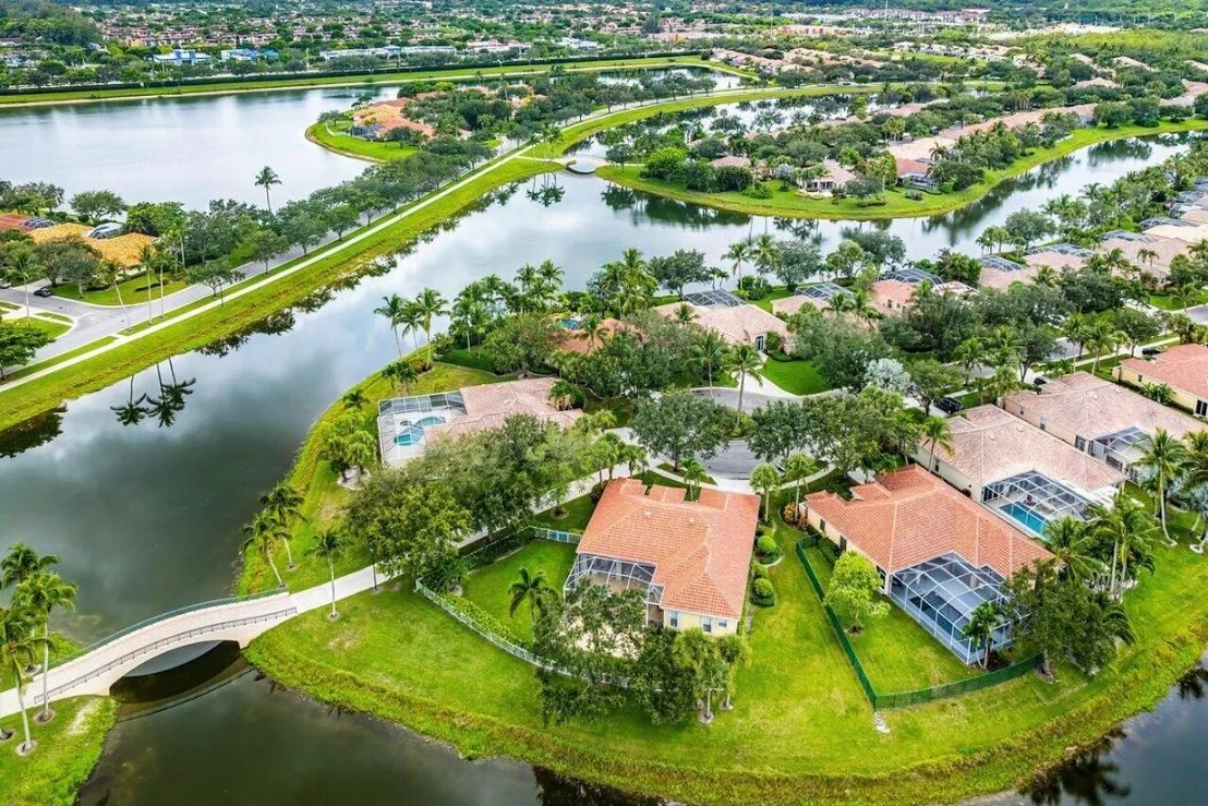 Photo of 7580 Red River Road