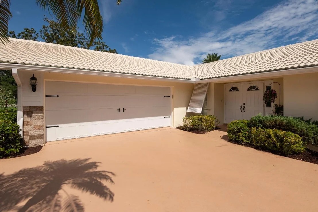 Photo of 2811 SE Fairway W
