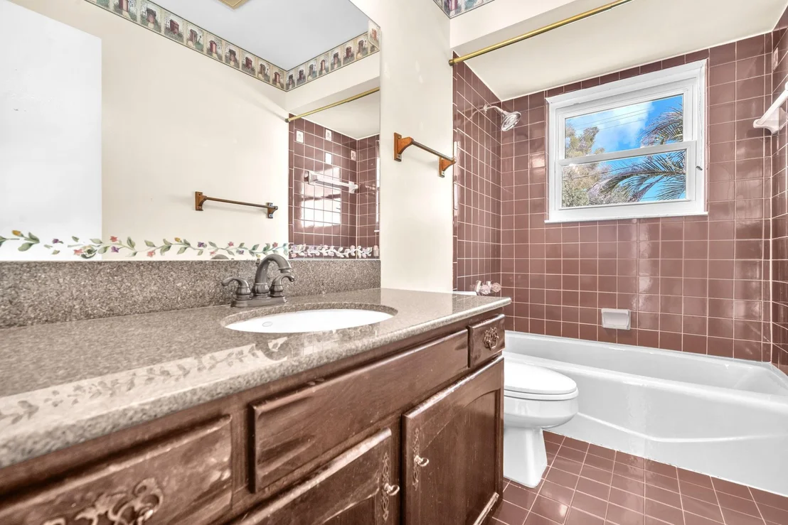 Photo of 5054 Beechwood Road