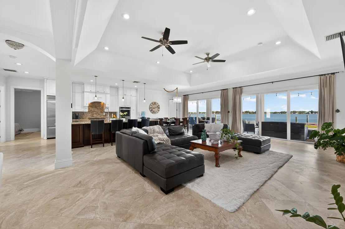 Photo of 954 Dolphin Court