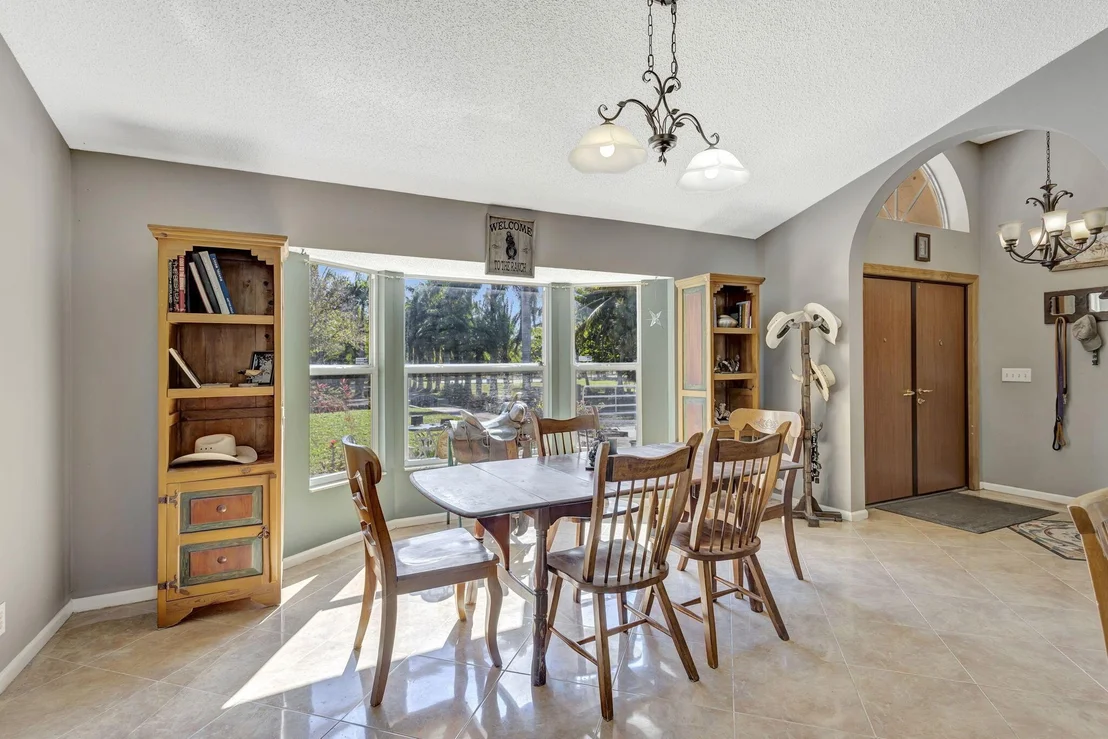 Photo of 4783 Windmill Road