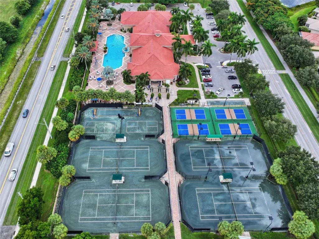 Photo of 6755 Viale Elizabeth