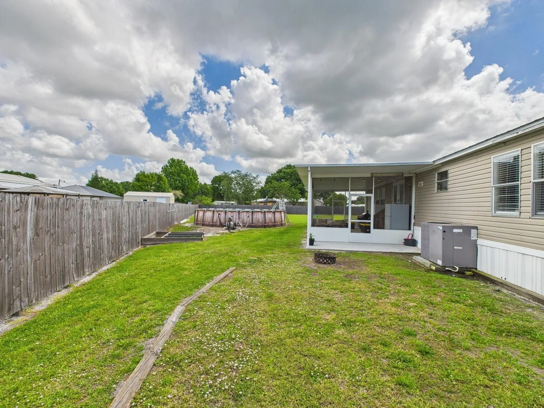 Photo of 2452 SE 21st Terrace