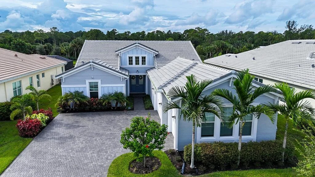 Photo of 15848 Orchard Drive