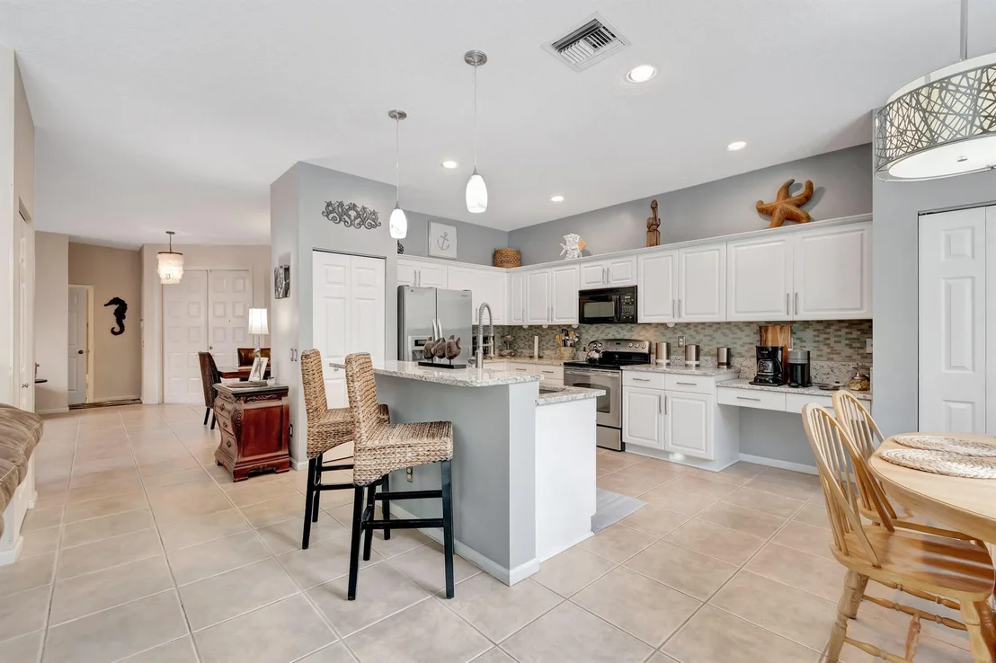 Photo of 7061 Chesapeake Circle