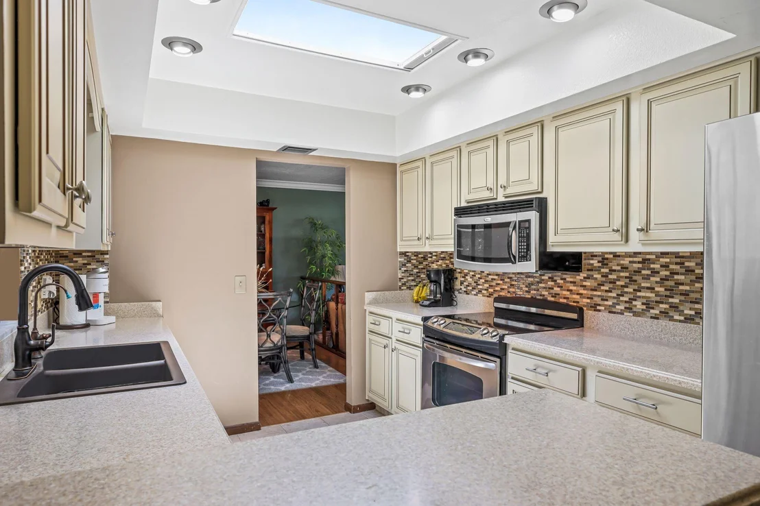 Photo of 8480 Hidden Pines Road