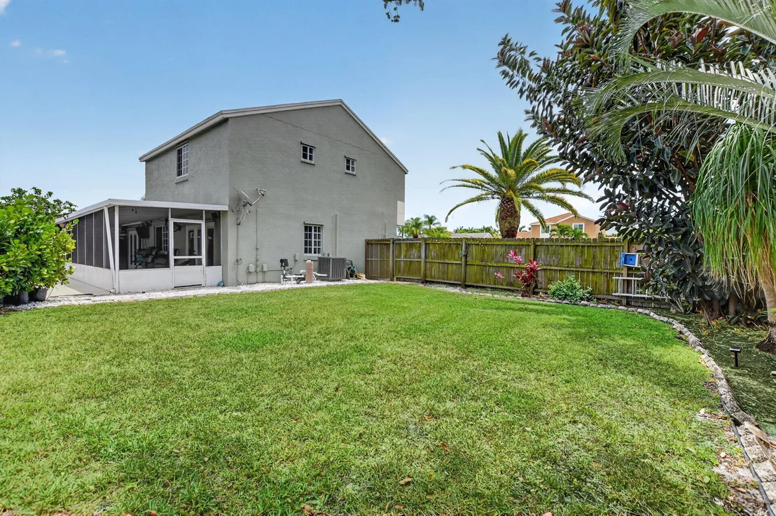 Photo of 9976 Robins Nest Road