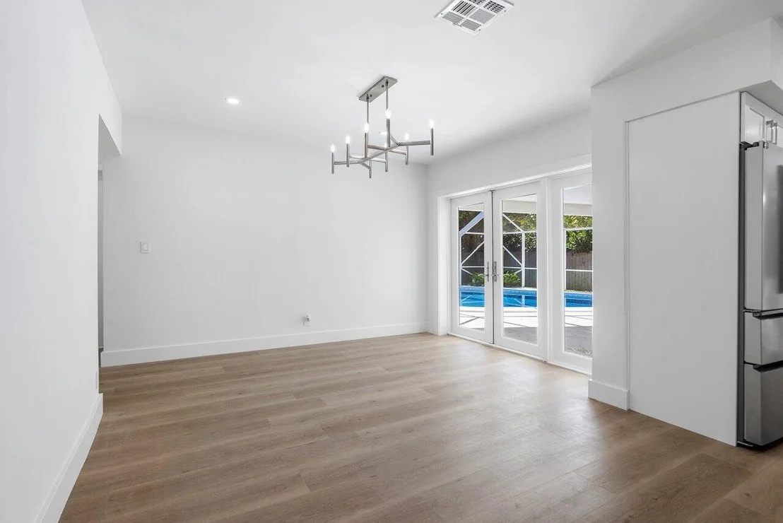Photo of 812 Cordova Drive