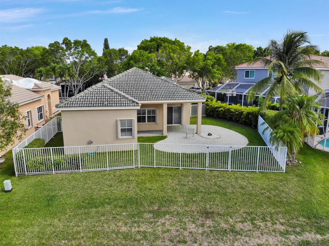 Photo of 4106 Sabal Ridge Circle
