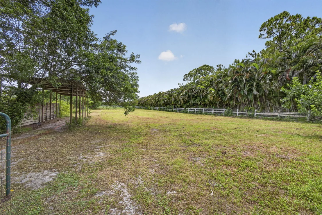 Photo of 2944 A Road