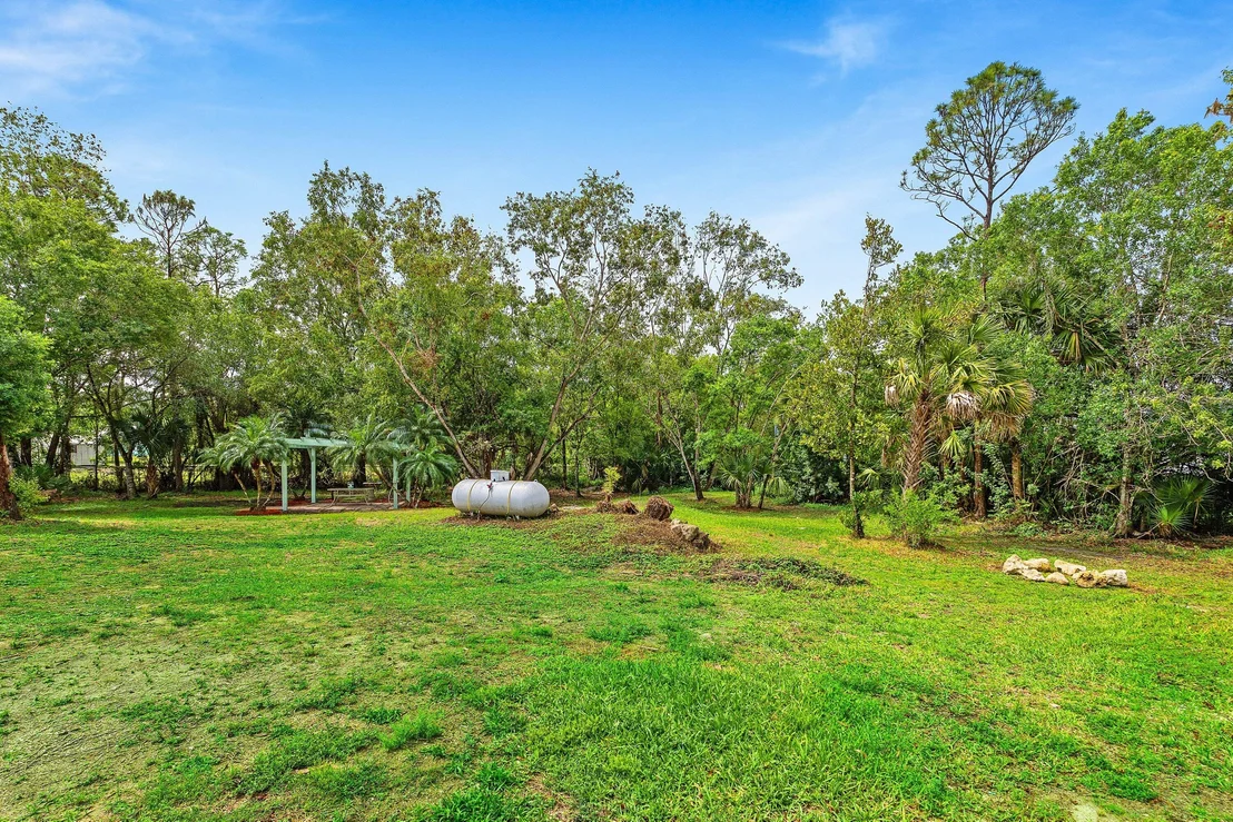 Photo of 4397 Avocado Boulevard