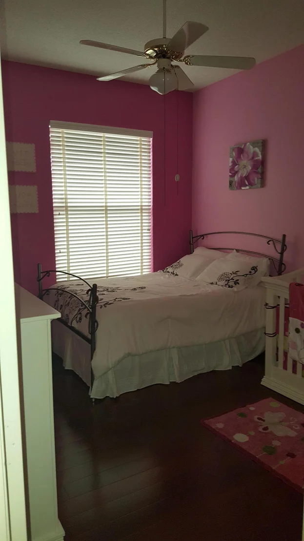 Photo of 165 S Hampton Drive