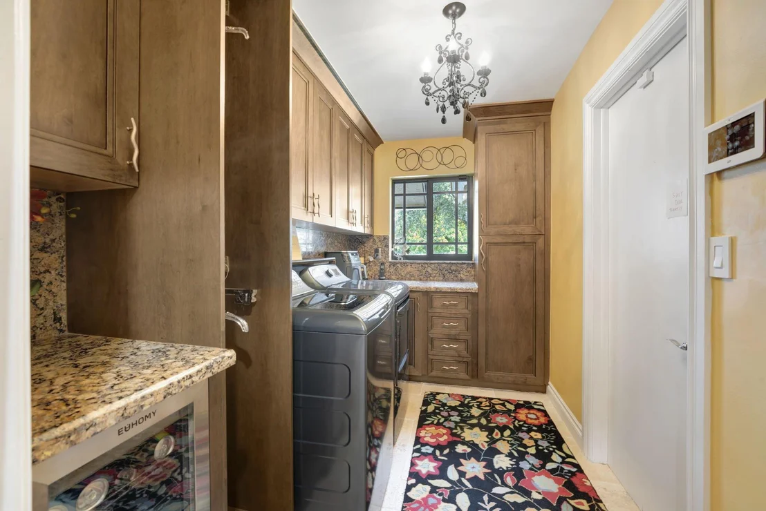 Photo of 3070 Equestrian Drive