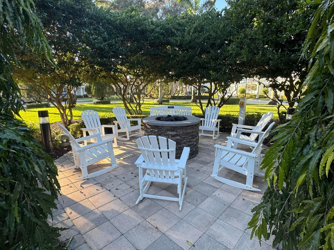 Photo of 1358 Community Drive