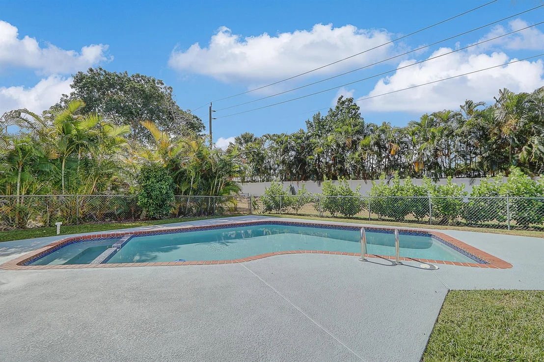 Photo of 1054 NW 12th Terrace