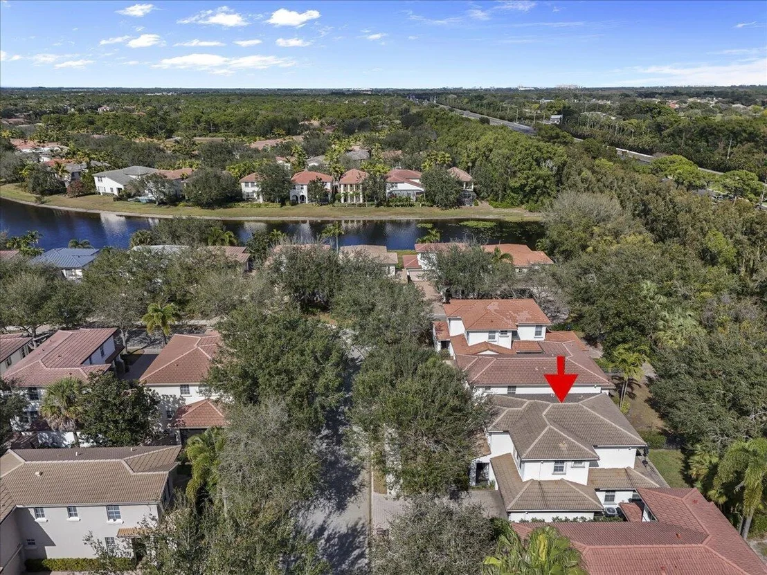 Photo of 627 Castle Drive