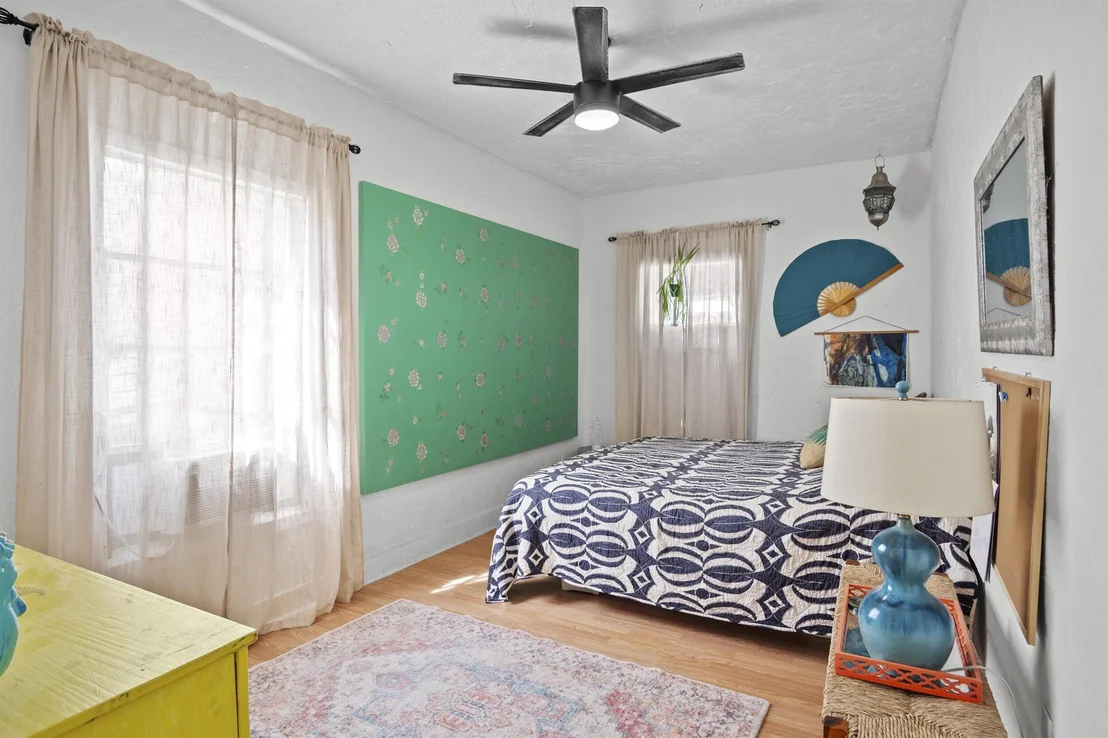 Photo of 525 N E Street