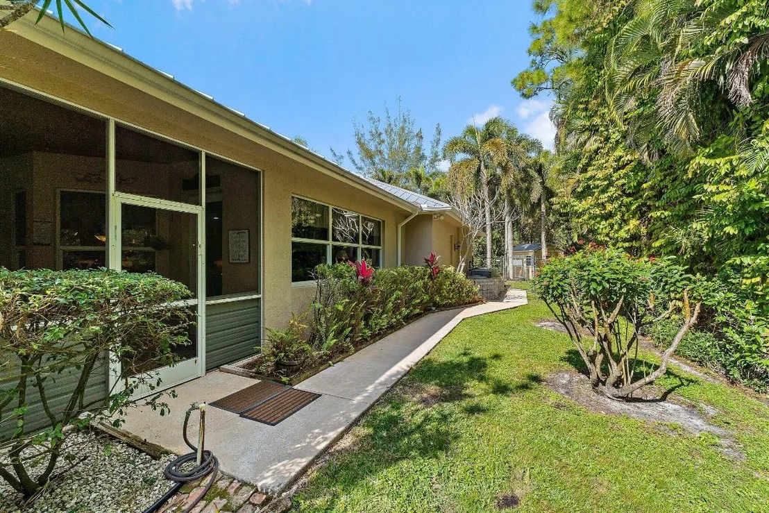 Photo of 16490 130th Avenue N