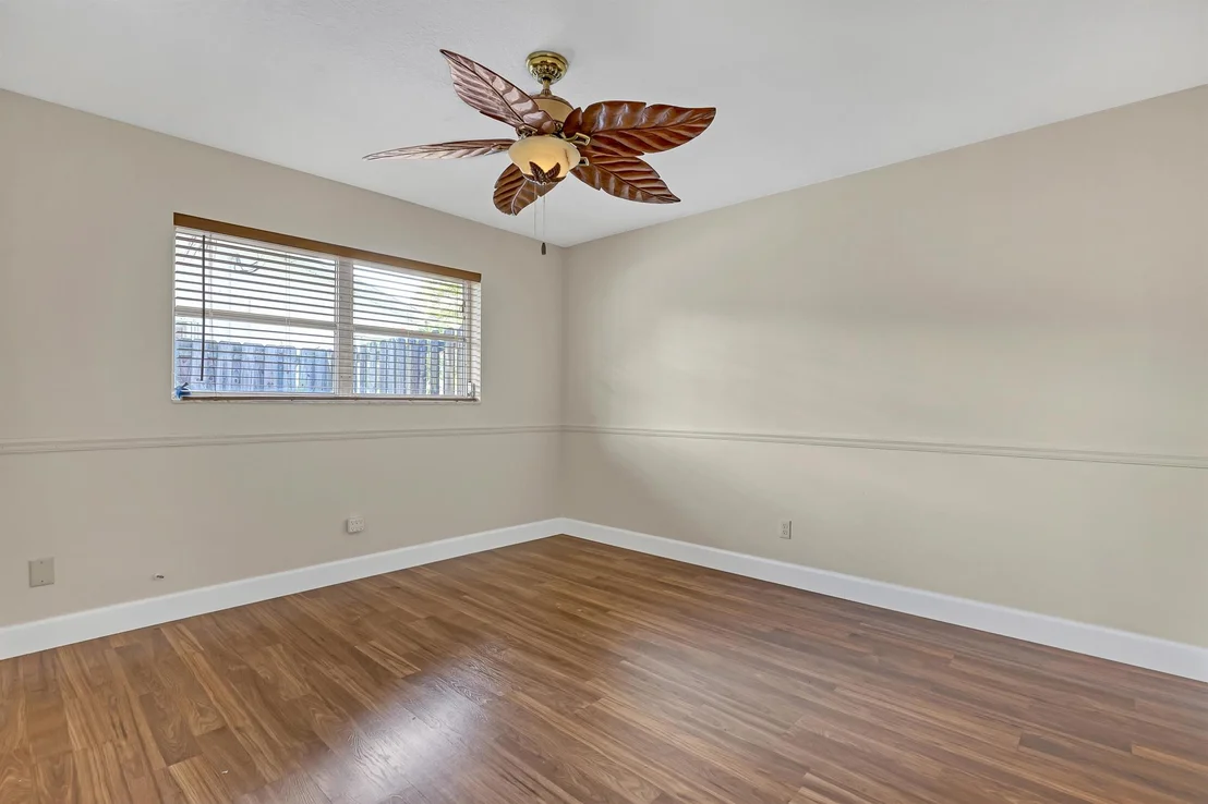 Photo of 2288 Windsor Road