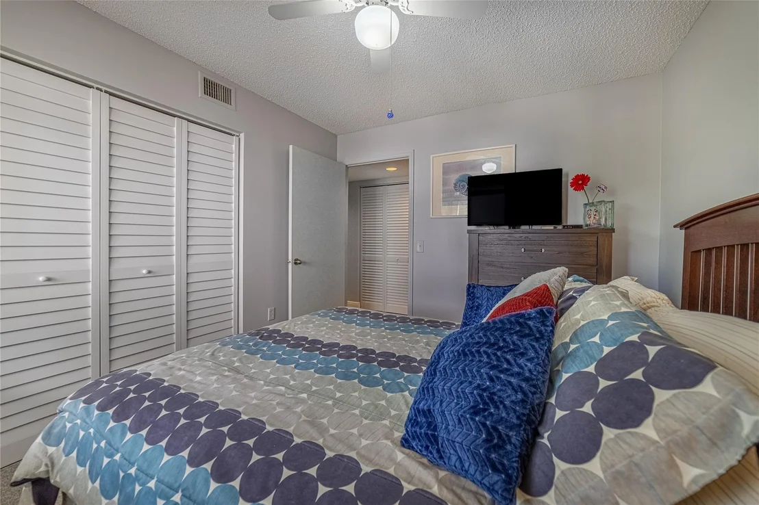 Photo of Unit 206 at 7395 N Devon Drive