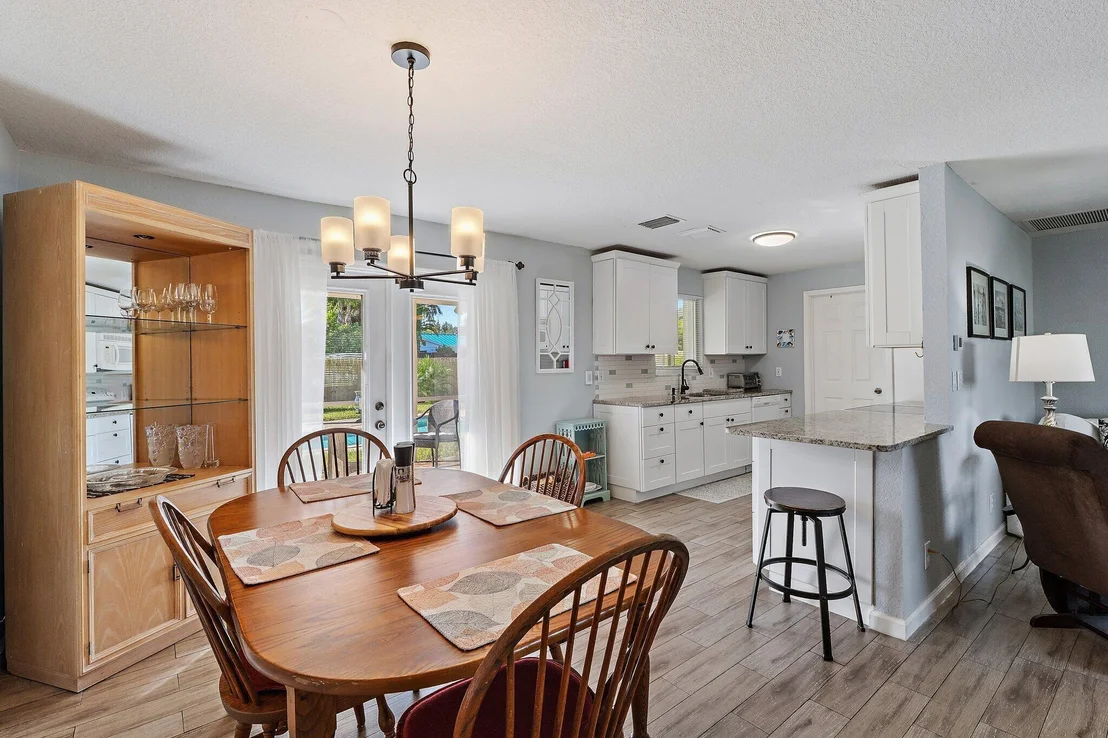 Photo of 372 Franklin Road