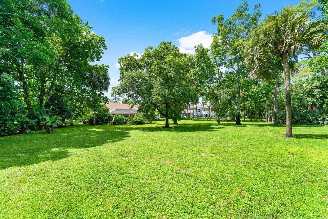 Photo of 13365 Doubletree Circle