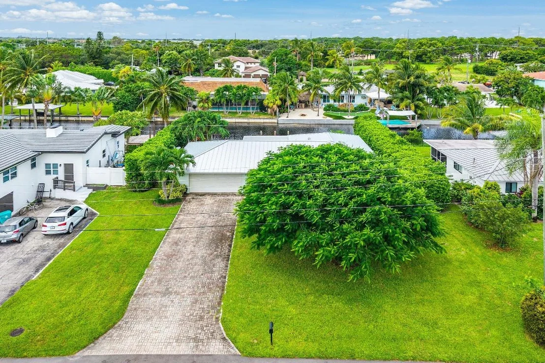 Photo of 3213 Canal Drive