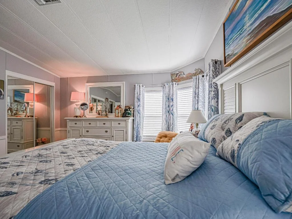Photo of 409 Avocado Drive