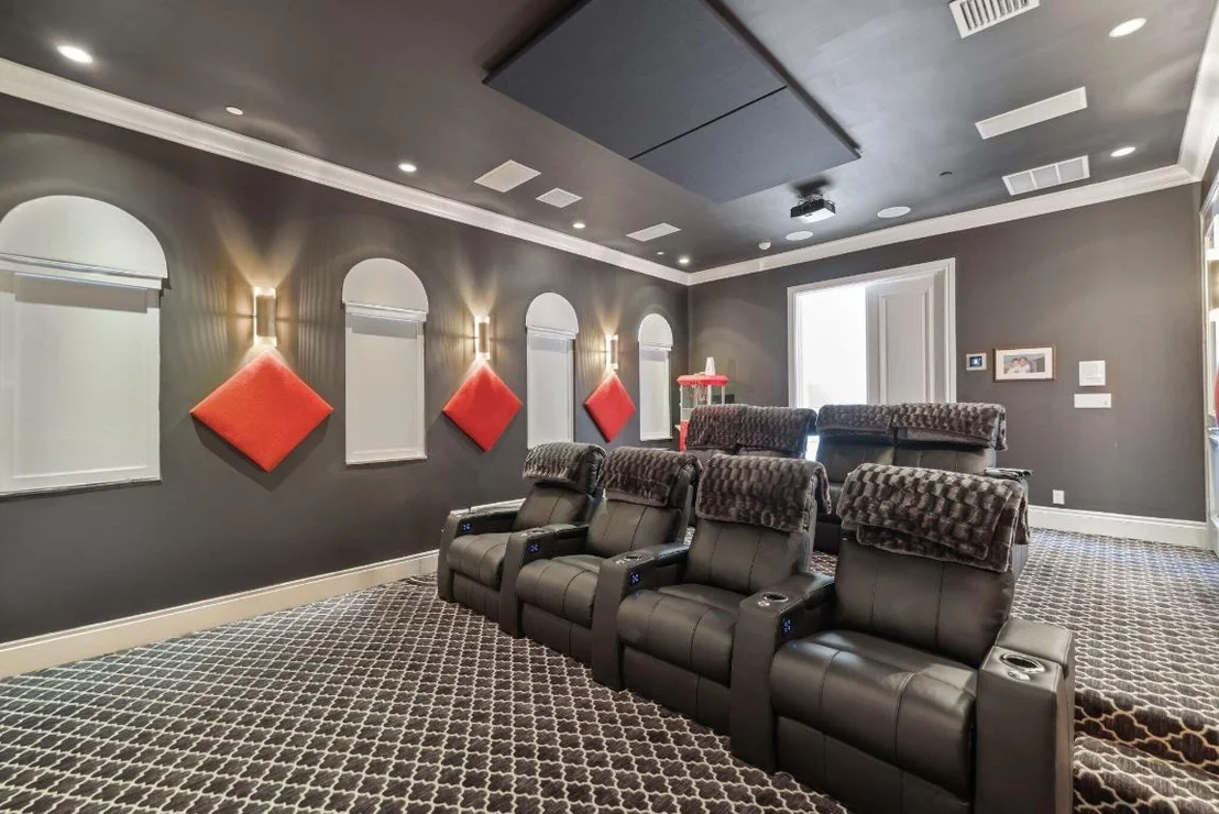 Photo of 932 Banyan Drive