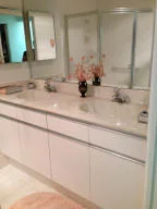 Photo of 2820 Riviera Drive