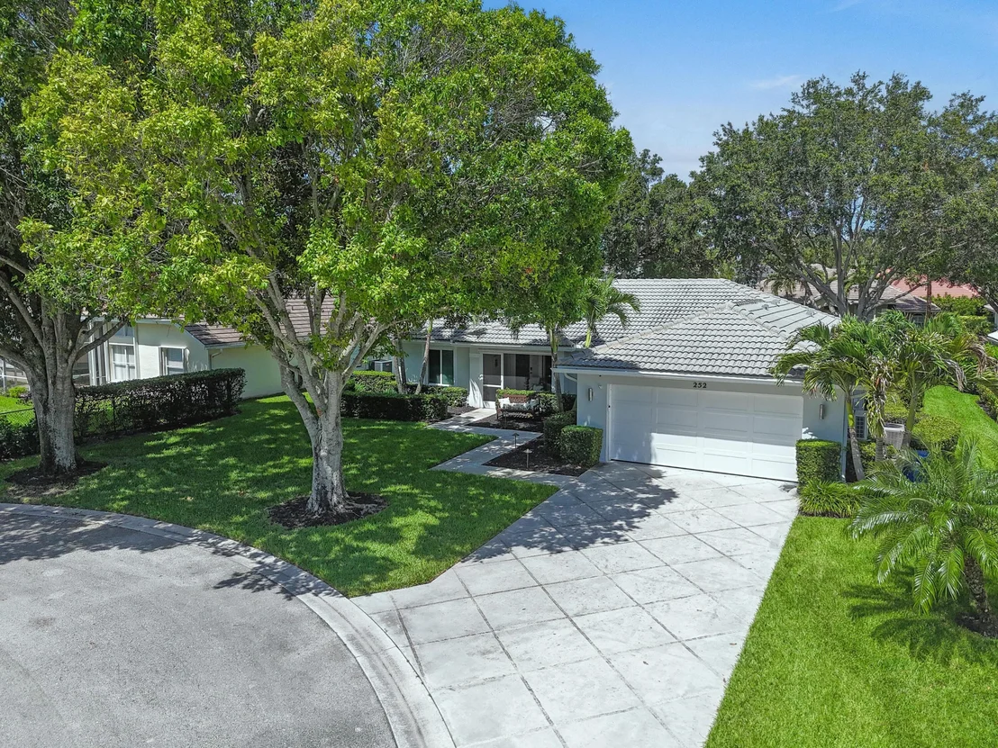 Photo of 252 Coconut Point