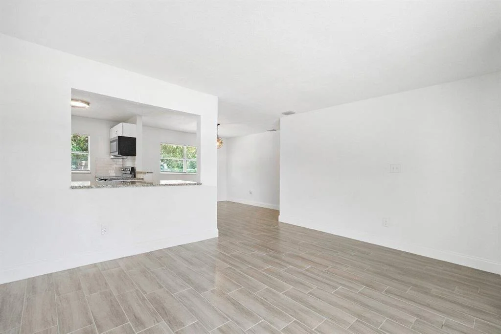 Photo of 111 Devonshire Court
