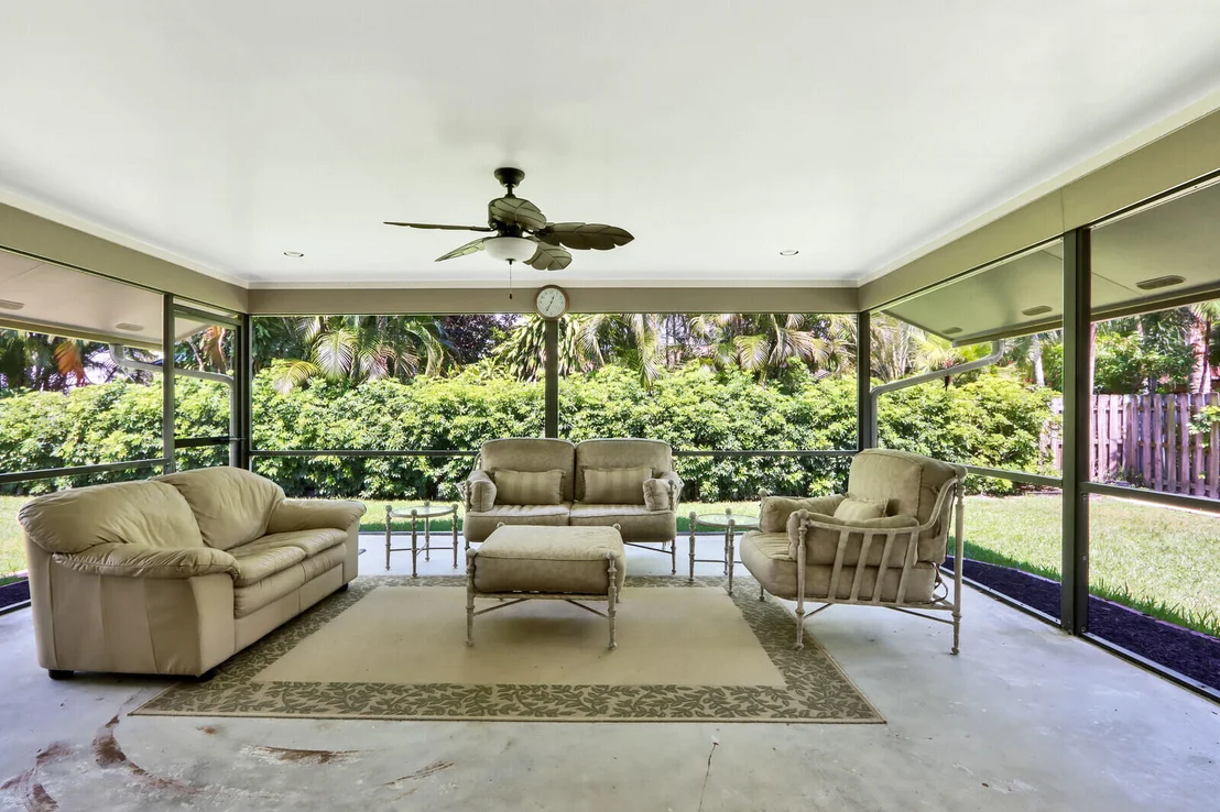 Photo of 713 Warren Drive