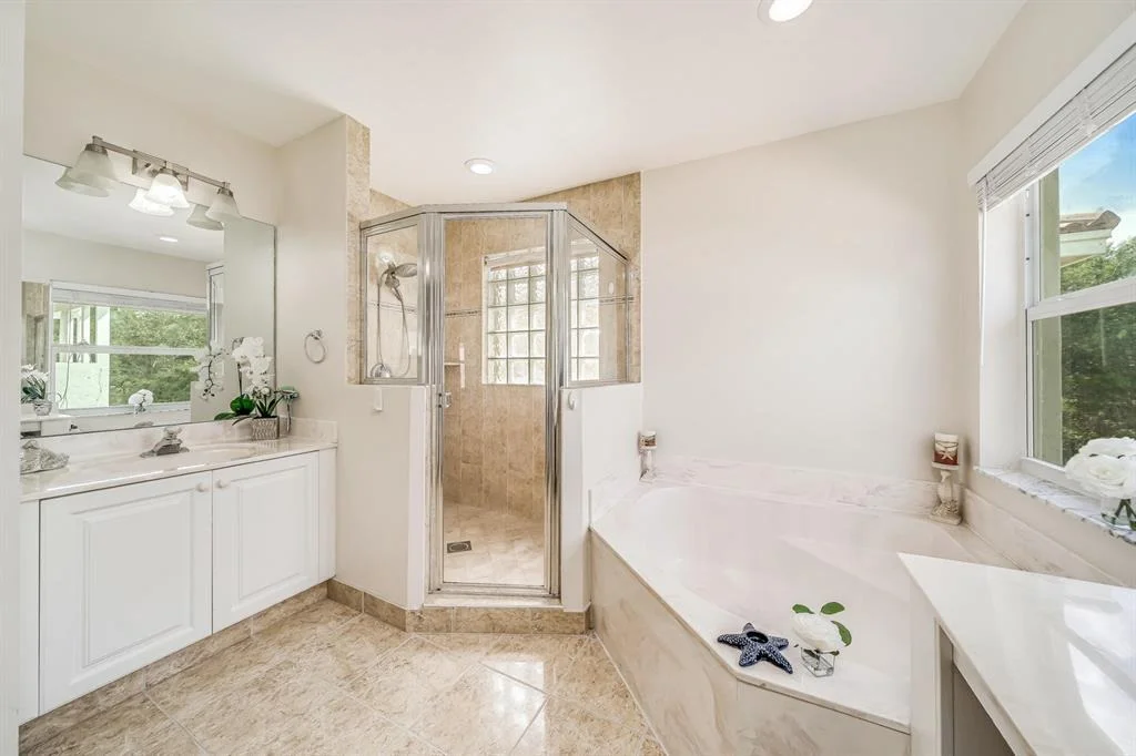 Photo of 3909 Crescent Creek Drive
