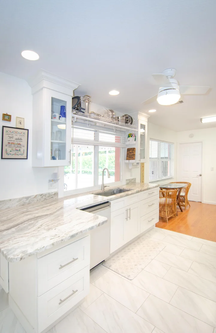 Photo of 613 Oak Terrace