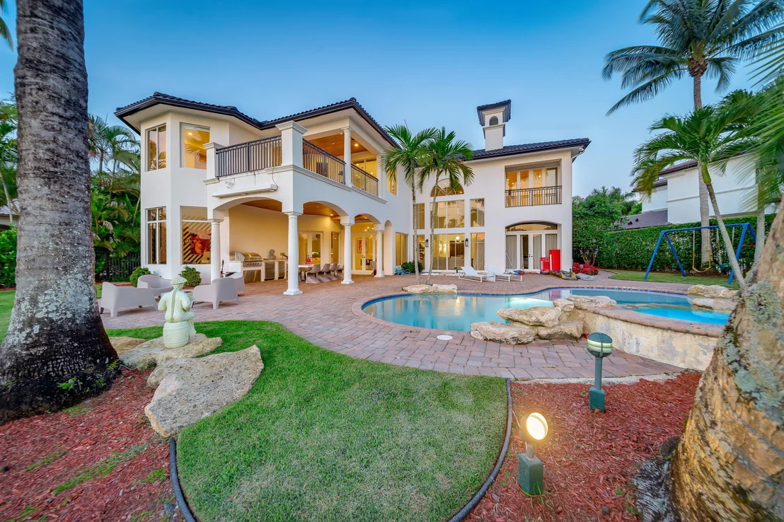 Photo of 17593 Middle Lake Drive