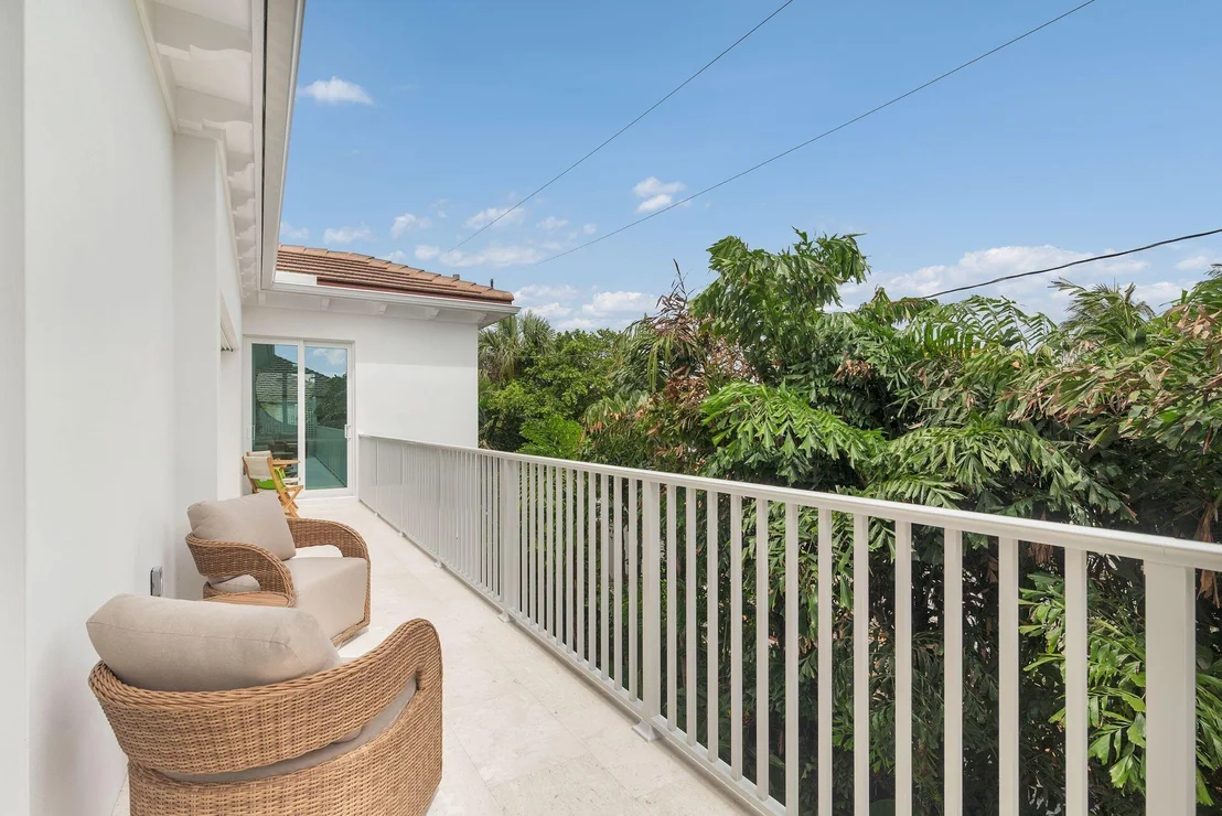 Photo of 369 Avila Road