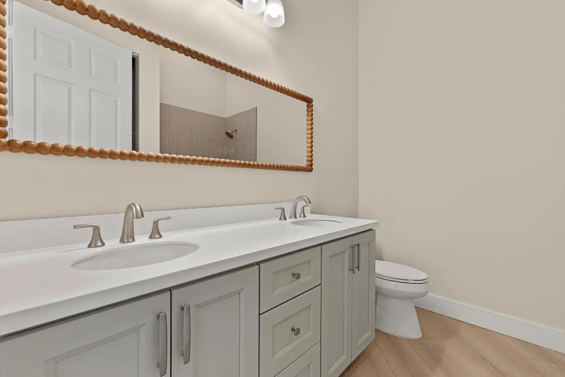 Photo of 1370 Beacon Circle