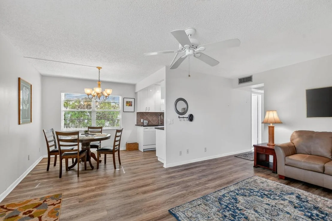 Photo of 3080 Cornwall D