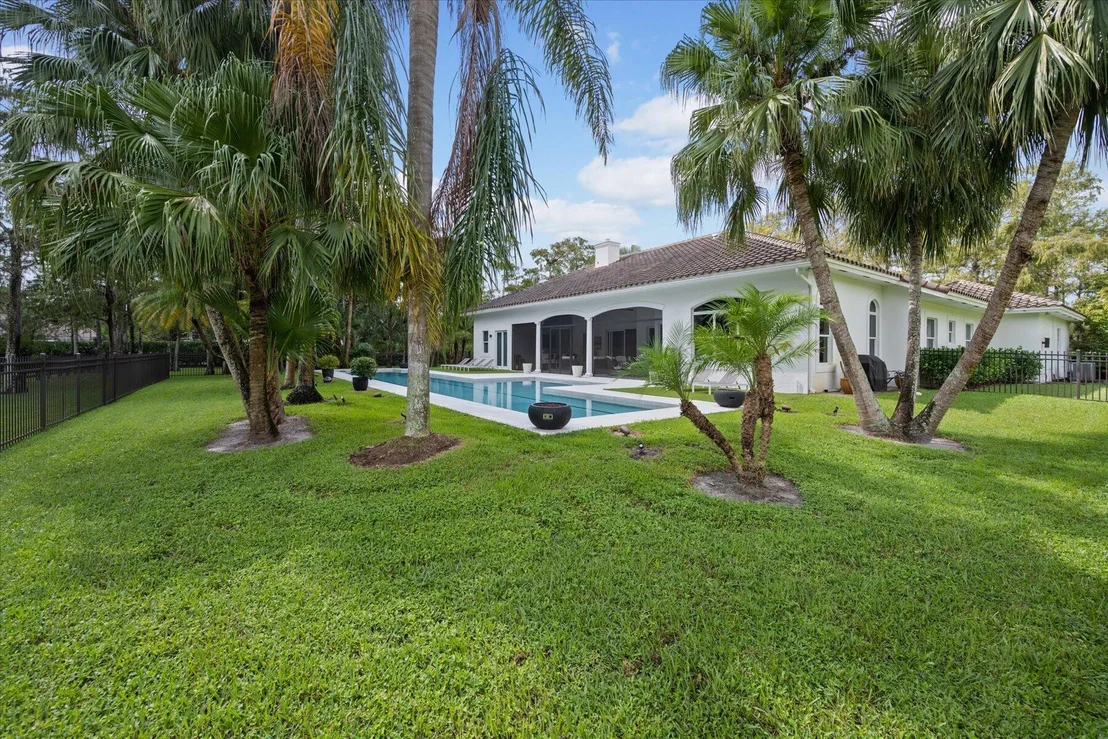 Photo of 14922 Paddock Drive