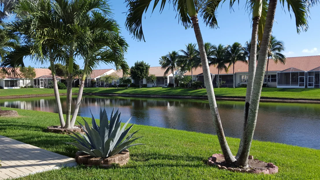 Photo of 6204 Heliconia Road
