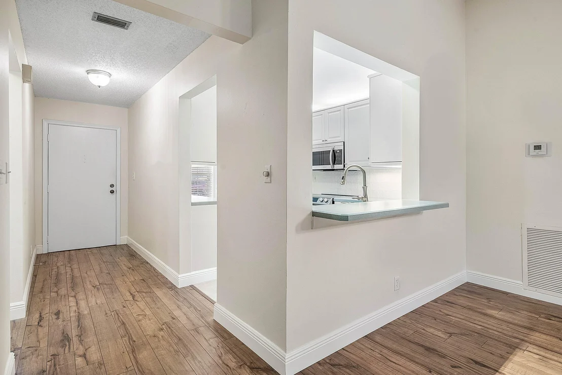 Photo of 241 DEL RIO Boulevard