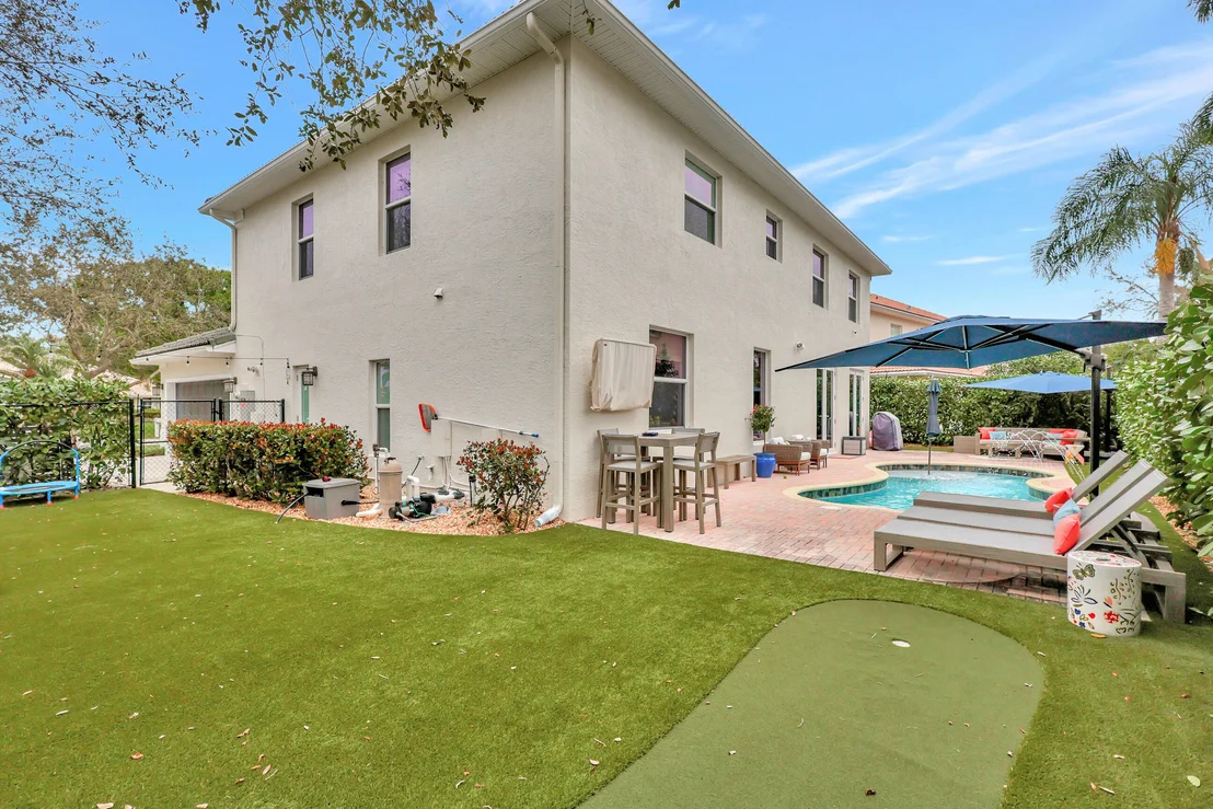 Photo of 1039 Egret Circle N